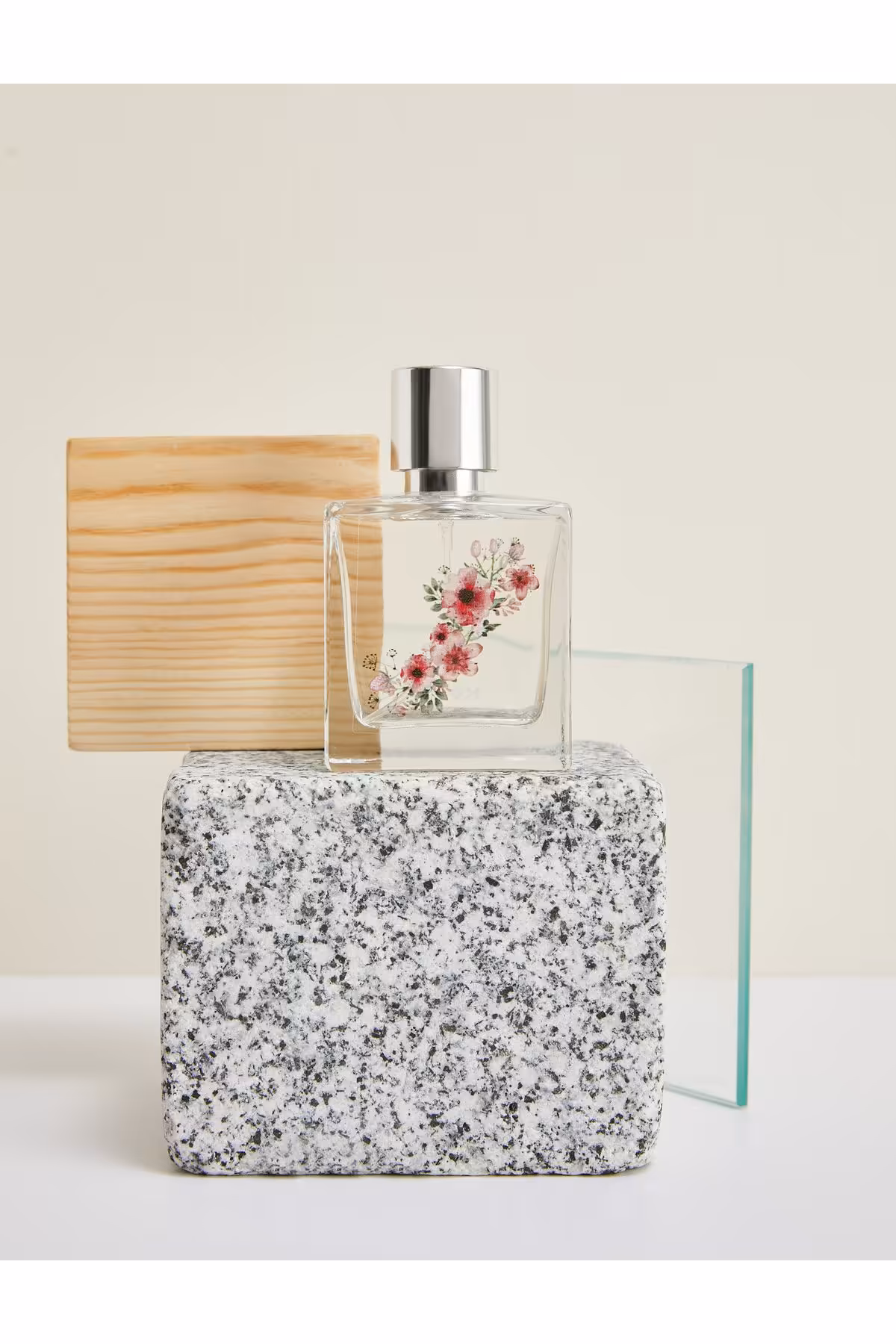 عطر زنانه شکوفه صورتی 50 میل Koton