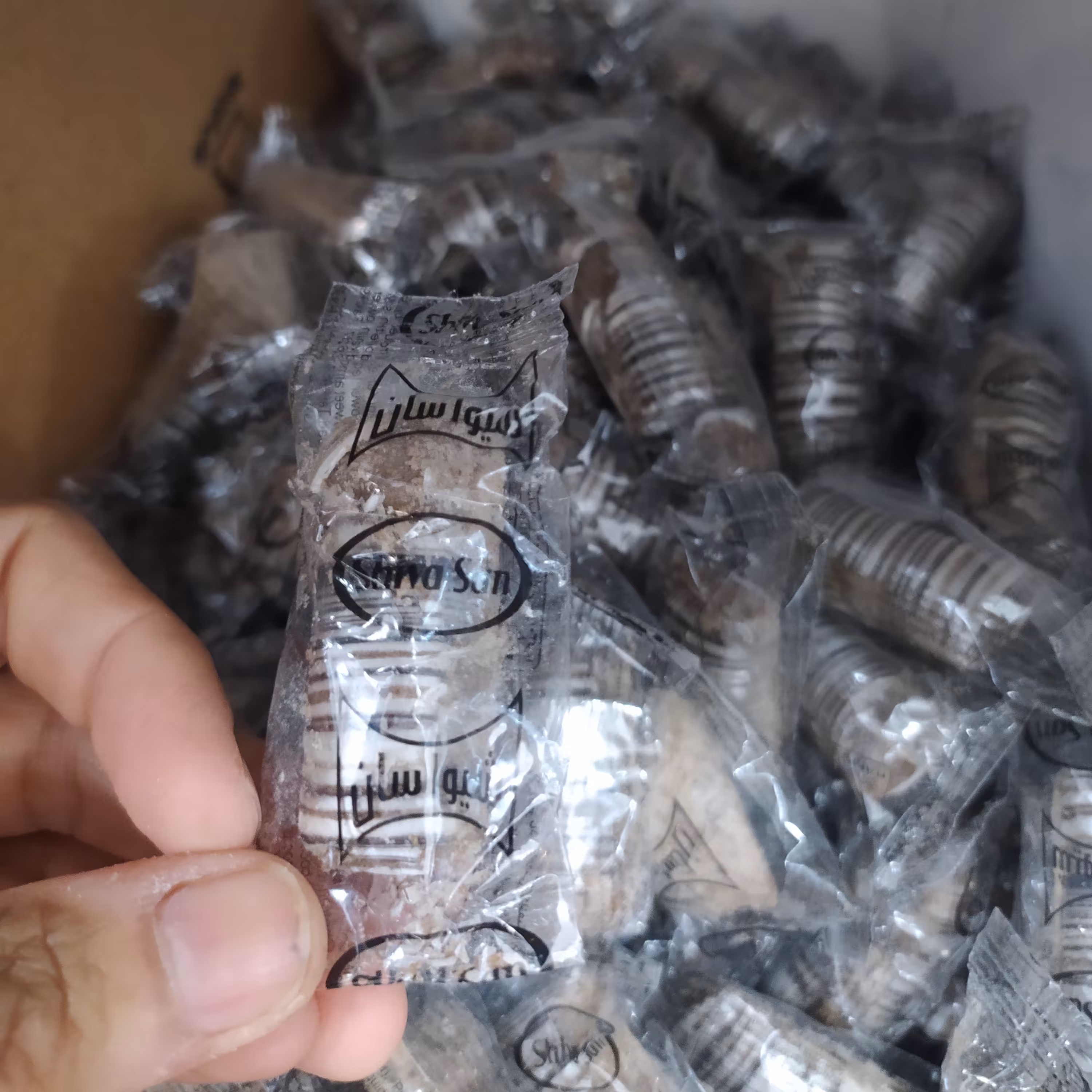 شکلات کانفت یا کامفت کاکائویی تازه 500گرمی 