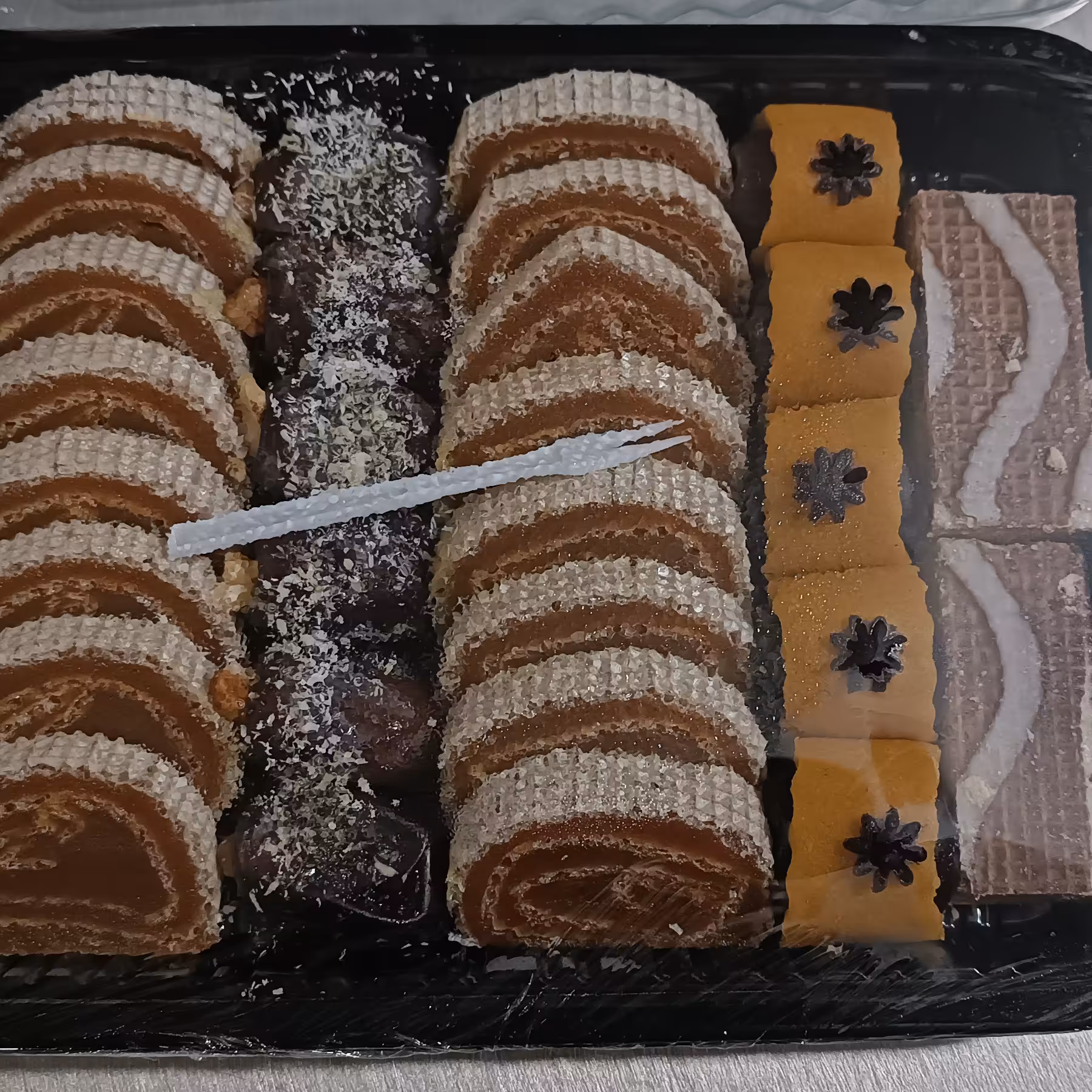 پک حلوا مخلوط.