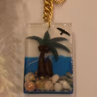 سرکلیدی  یا آویز ماشین رزینی سه بعدی طرح دریا با صدفهای طبیعی 