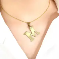 گردنبند m برند استیل کد 7539