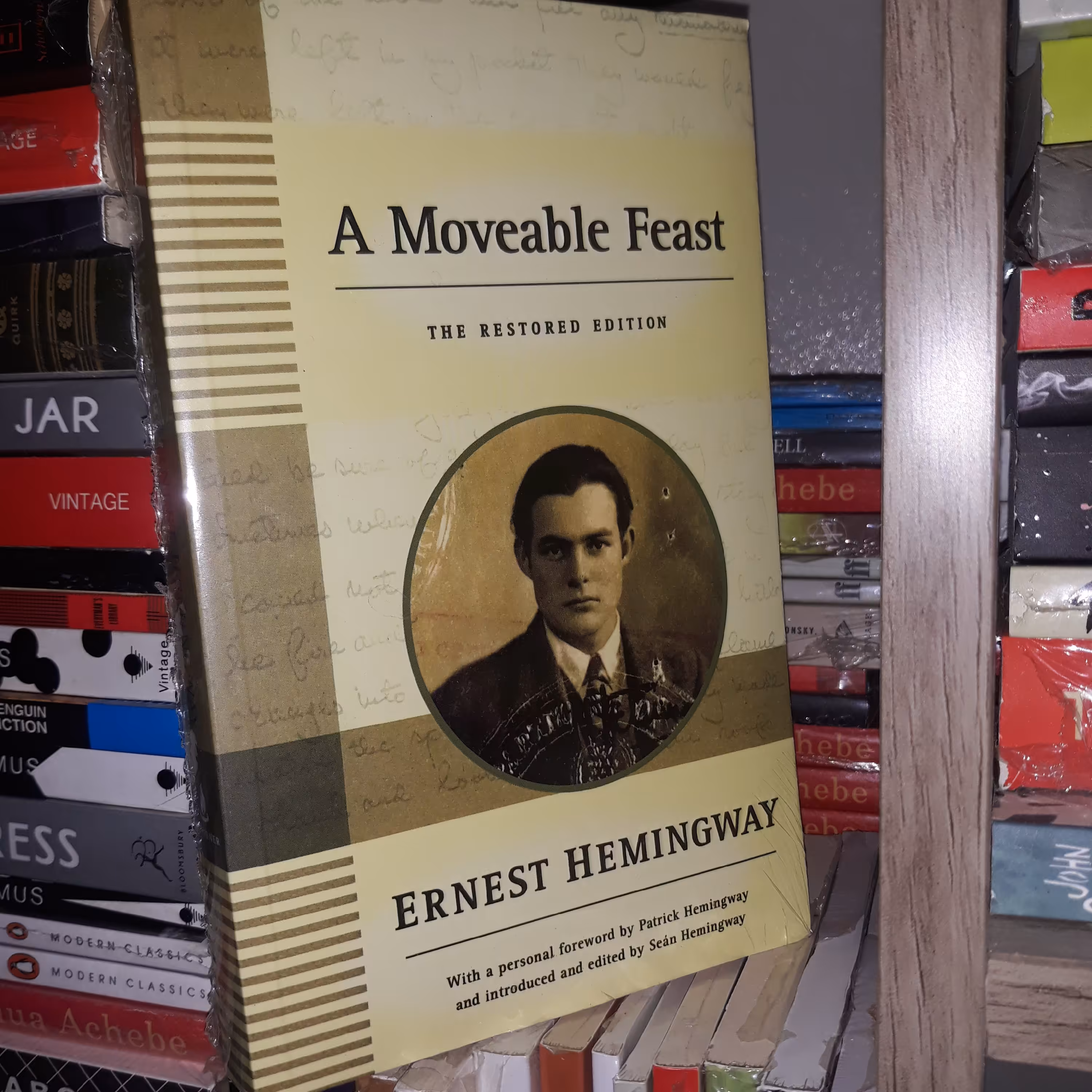 کتاب زبان اصلی A Moveable Fist (جشنی بیکران) - ارنست همینگوی