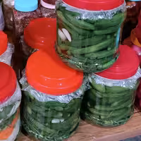 خیارشور محلی ویژه قلمی  خانگی تازه 2300گرمی 