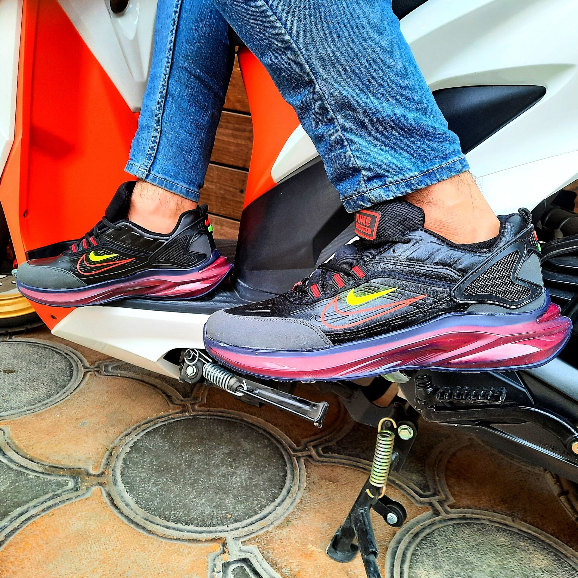 کتانی نایک airmax زیره تمام کپسول (پس کرایه)