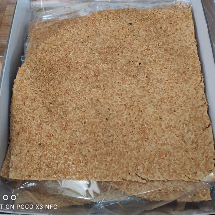 حلوای ورقه ای کنجدی ممتاز آرتین پارس