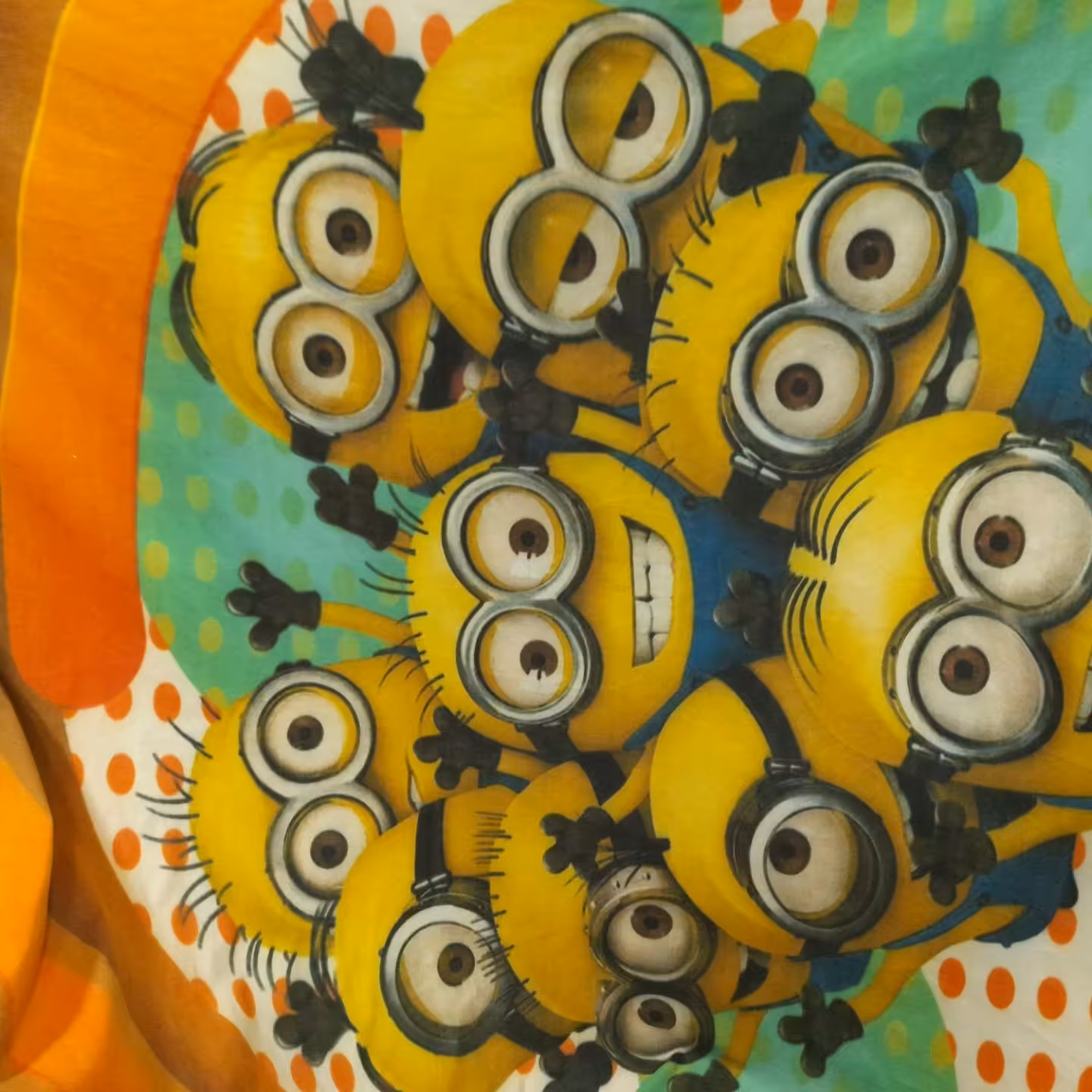 پارچه مخمل روتختی پنلی حدود 2 متر و 10 سانت (بصورت قابی)