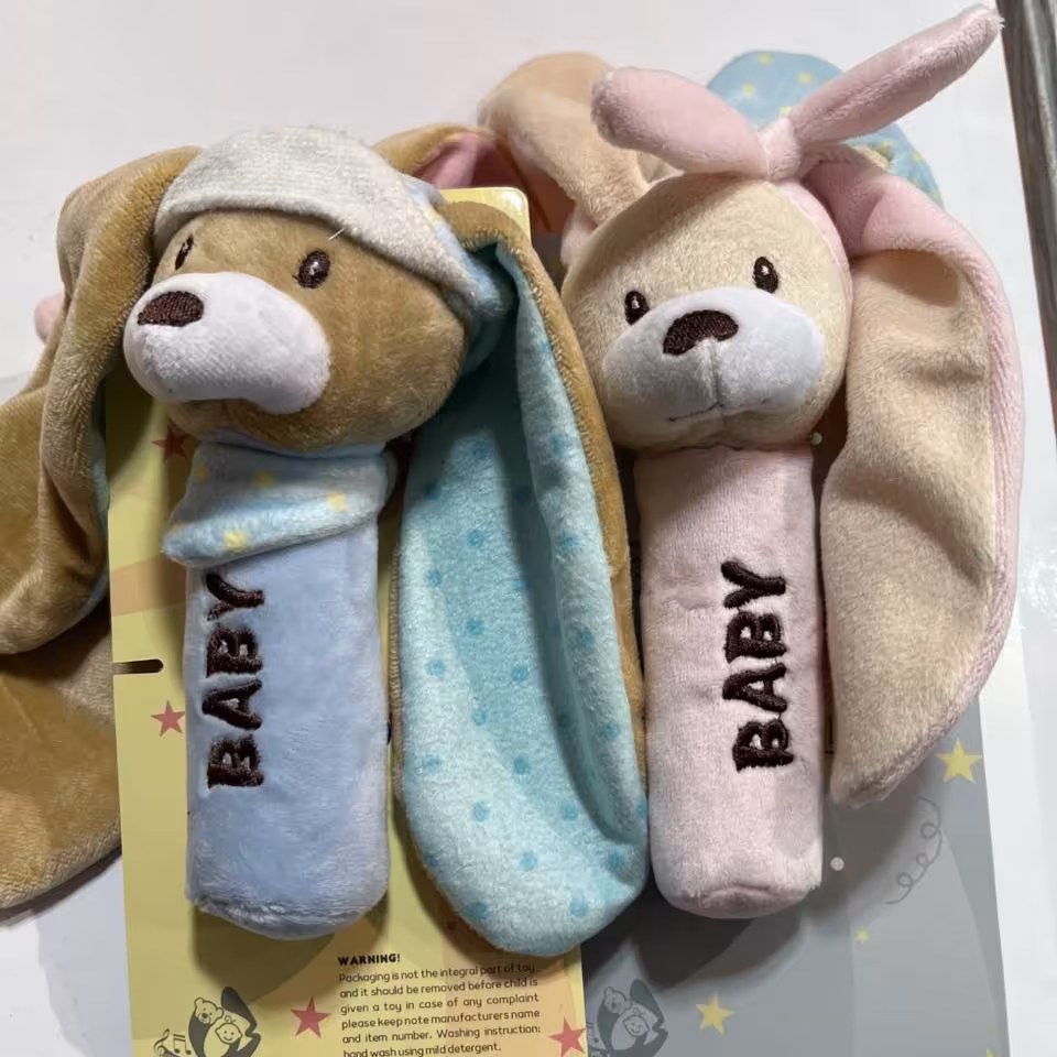 عروسک بوقی مخمل جغجغه مخمل رنگ ابی صورتی خرگوش گوش دراز