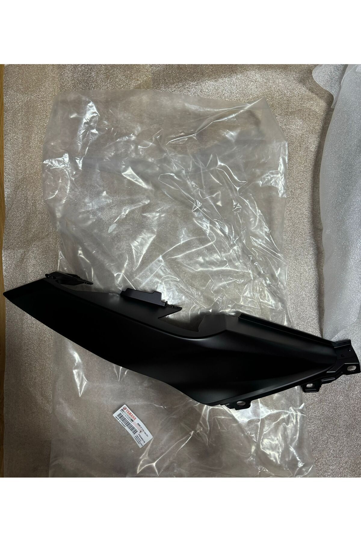 لوازم یدکی موتورسیکلت XMAX 2024 دانه زیر بغل راست Yamaha