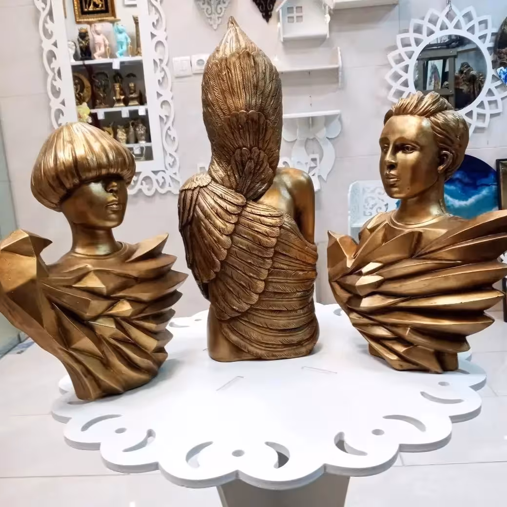 مجسمه سرباز سامورایی در سه طرح مختلف 