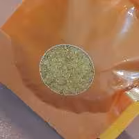 سیرسرخ شده شرکتی طلایی بدون افزودنی 120 گرمی ویهان بسته بندی شده