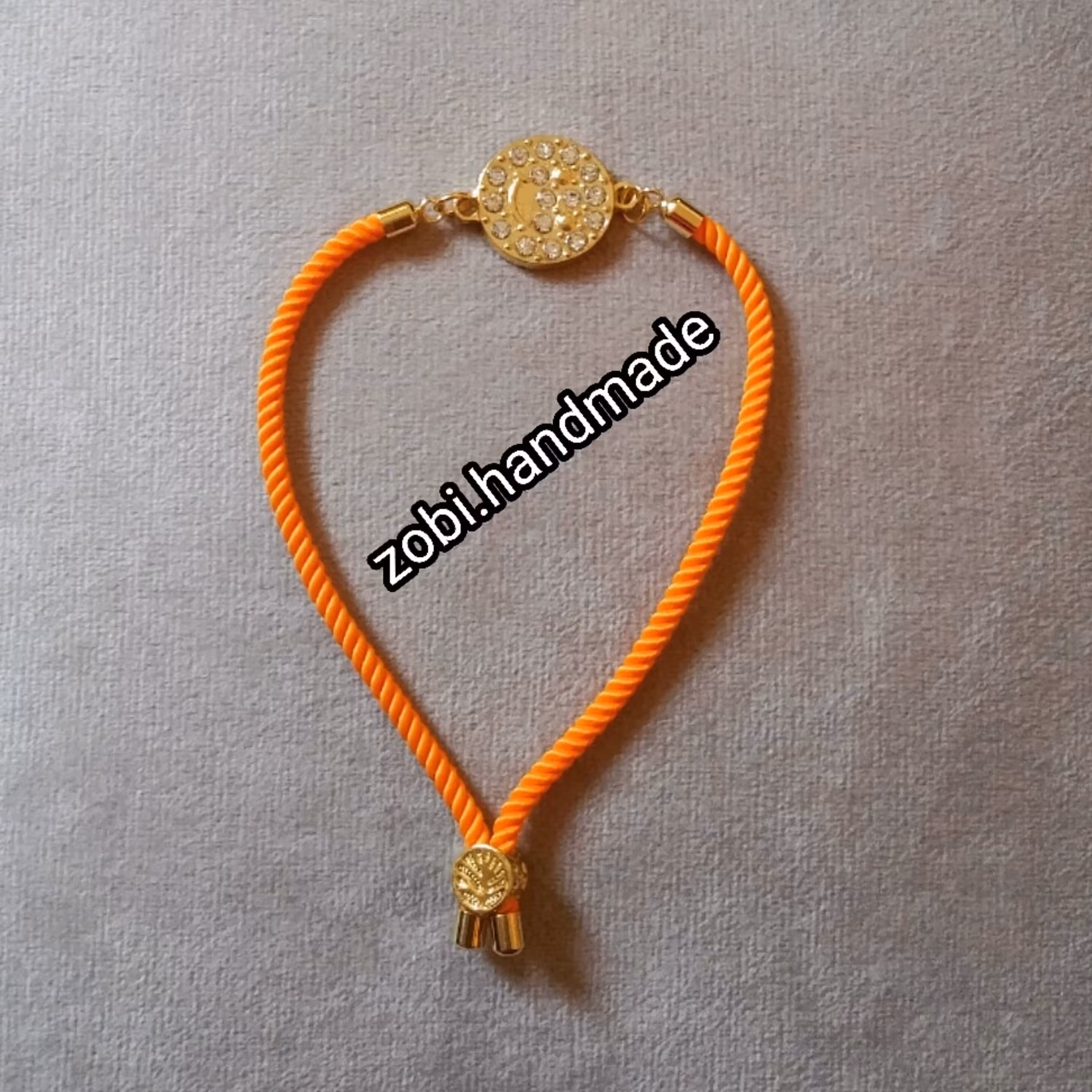 دستبند نگین لبخند