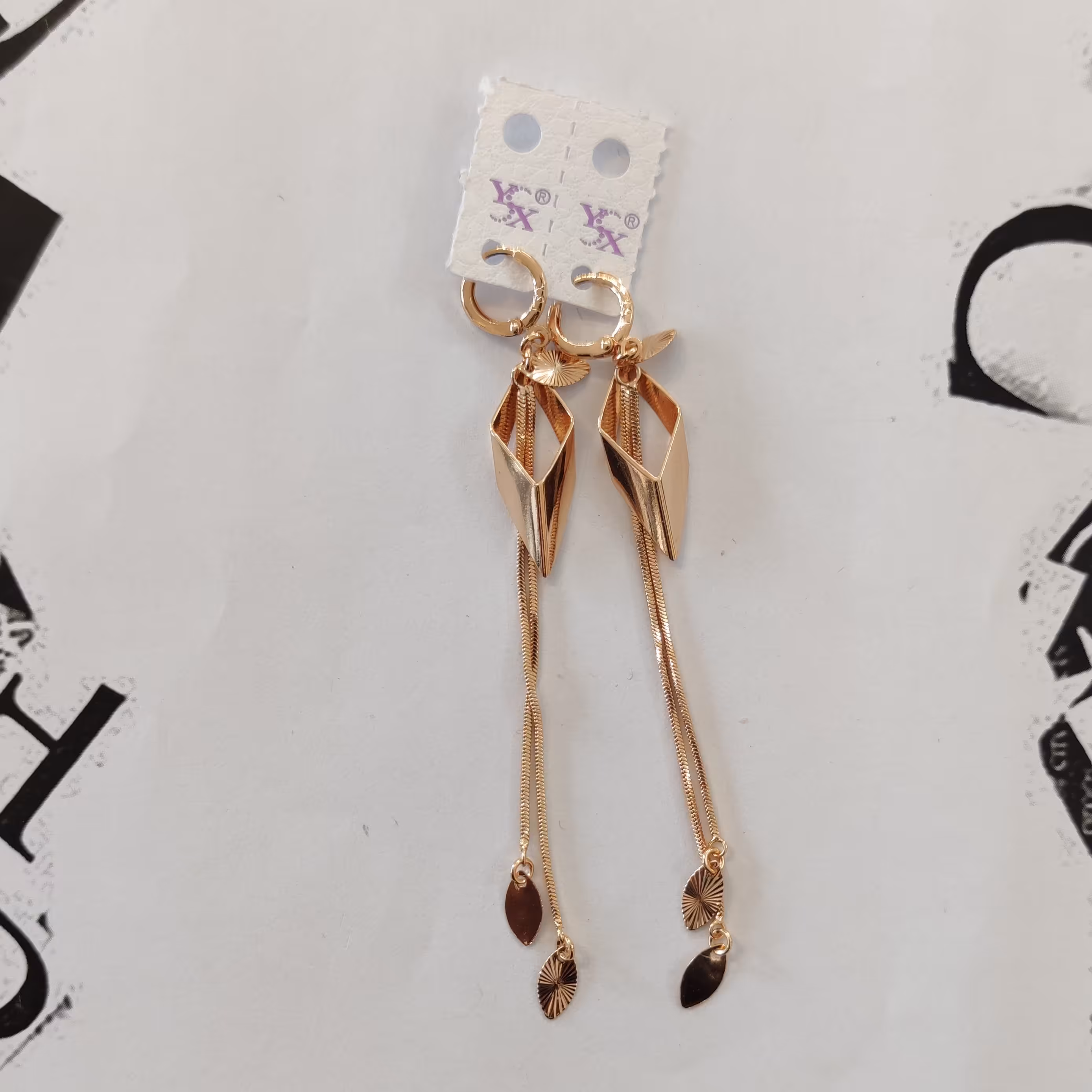 گوشواره آویز استیل طرح لوزی.کیفیت فوق العاده و پر فروش