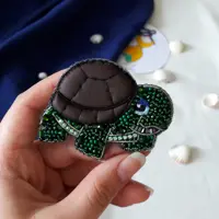 سنجاق سینه جواهردوزی لاک پشت