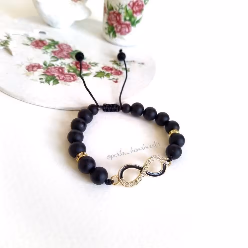 دستبند طرح بینهایت