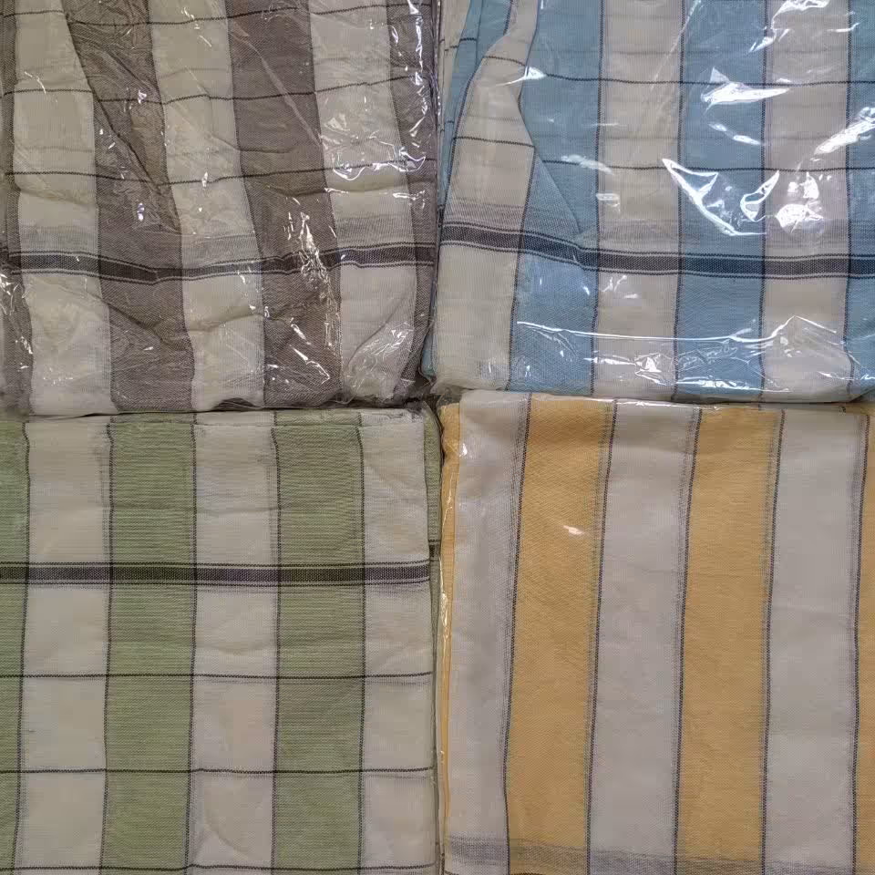 شمد (روانداز، زیرانداز)  نخی یزدی برند ابراهیمی  ابعاد تقریبی 160 در 240