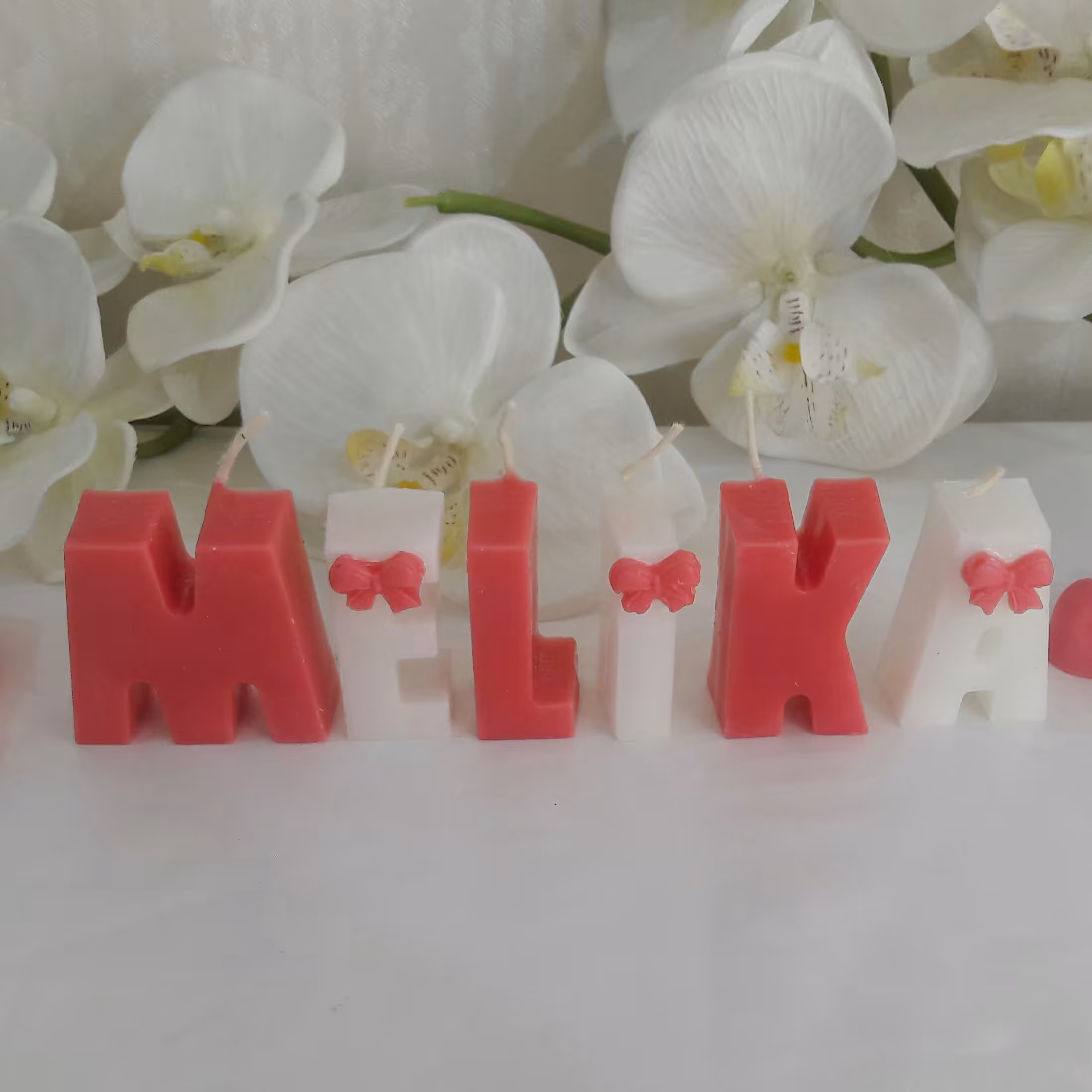 شمع اسم ملیکا