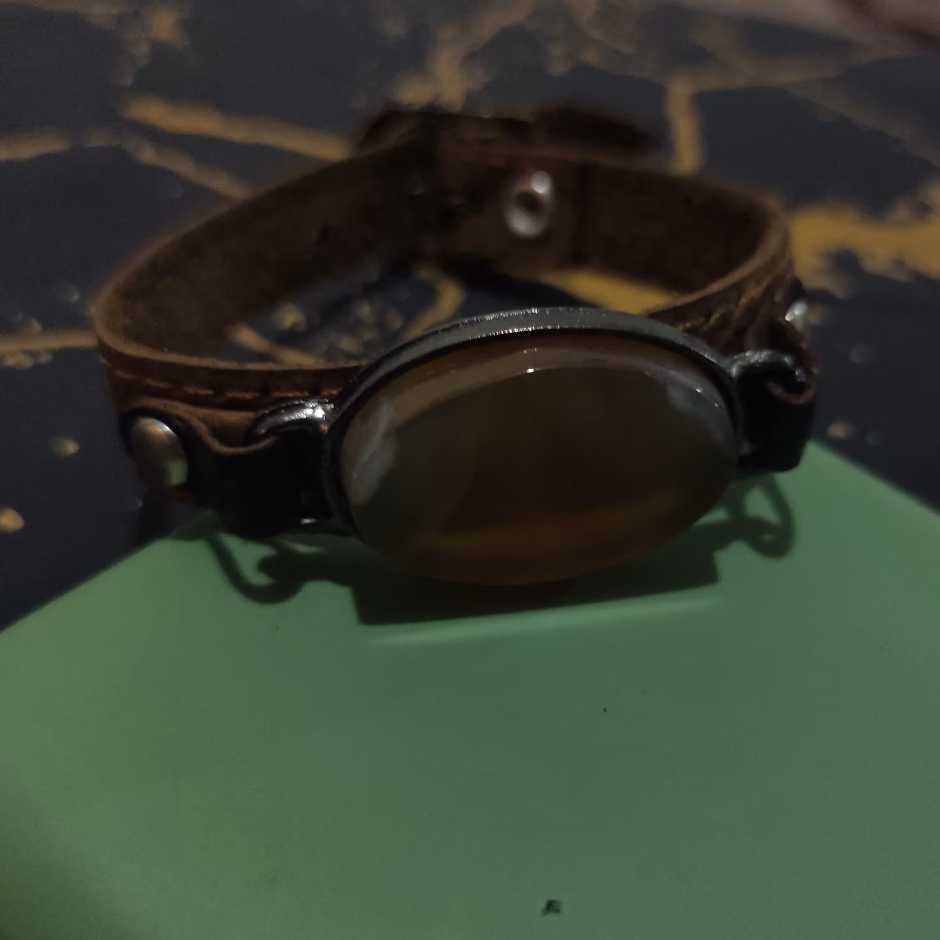 دستبند چرم طبیعی پلاک سنگ عقیق خراسانی درشت