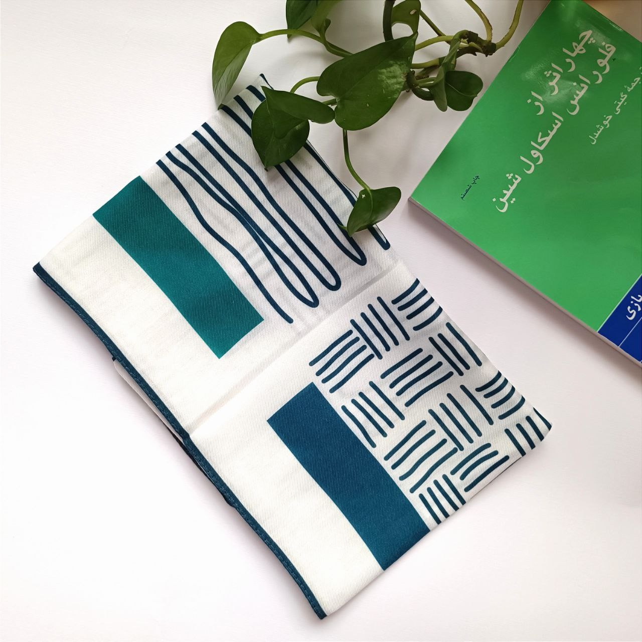 مینی اسکارف روسری سبز آبی نخی چهارفصل تک رنگ ابعاد 70 در 70