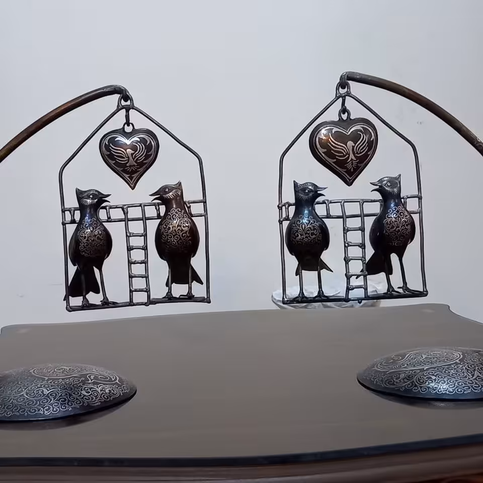 مجسمه استند پرنده فولادی نقره کوبی جهیزیه دکوری تزیینی شیک خاص کادو هدیه تندیس