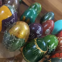 تخم‌مرغ رنگی سفالی، رنگ های ثابت و چاپ ترانسفری ، 