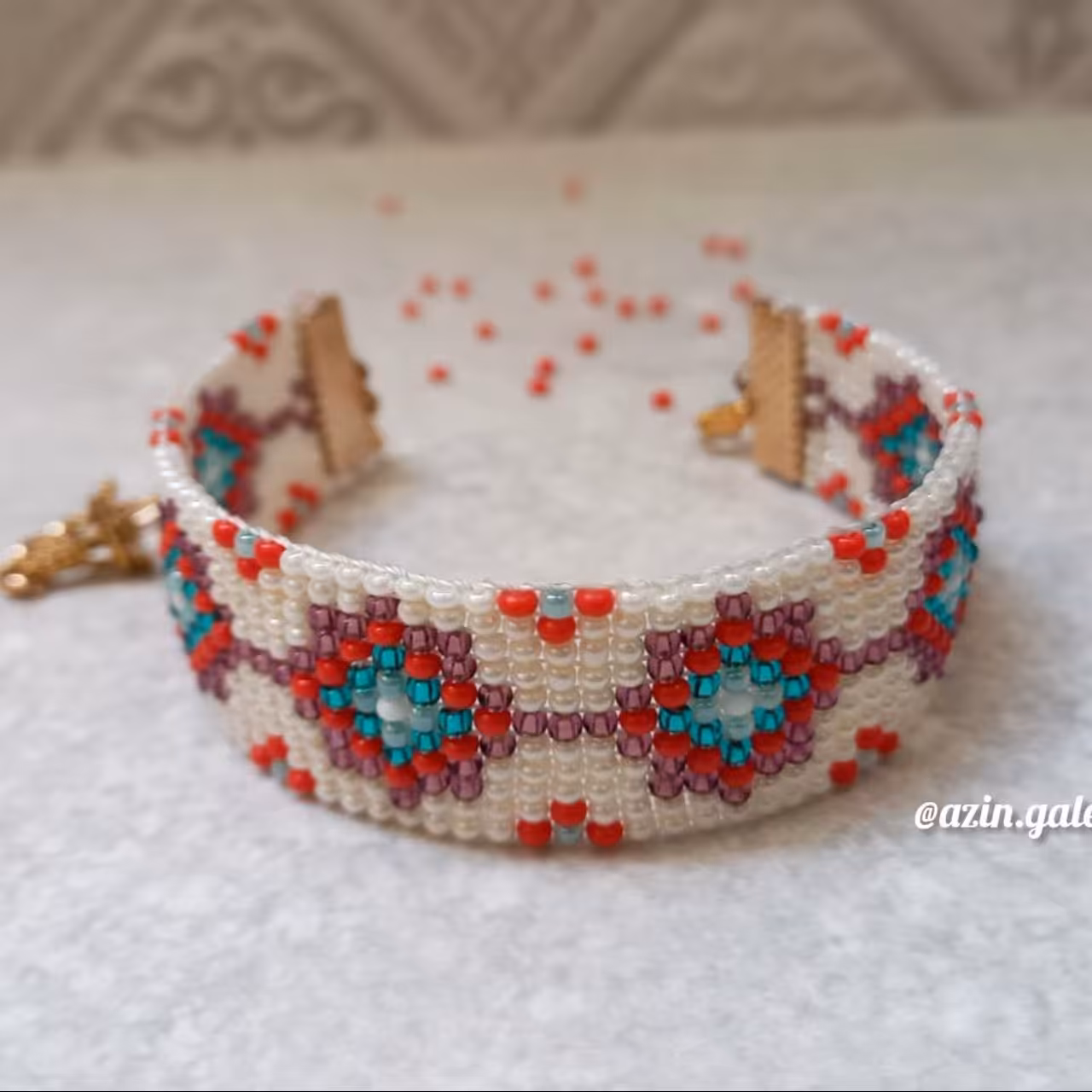 دستبند منجوق بافی دستباف با منجوق اصل ژاپنی و قطعات فلزی صددرصد استیل و رنگ ثابت