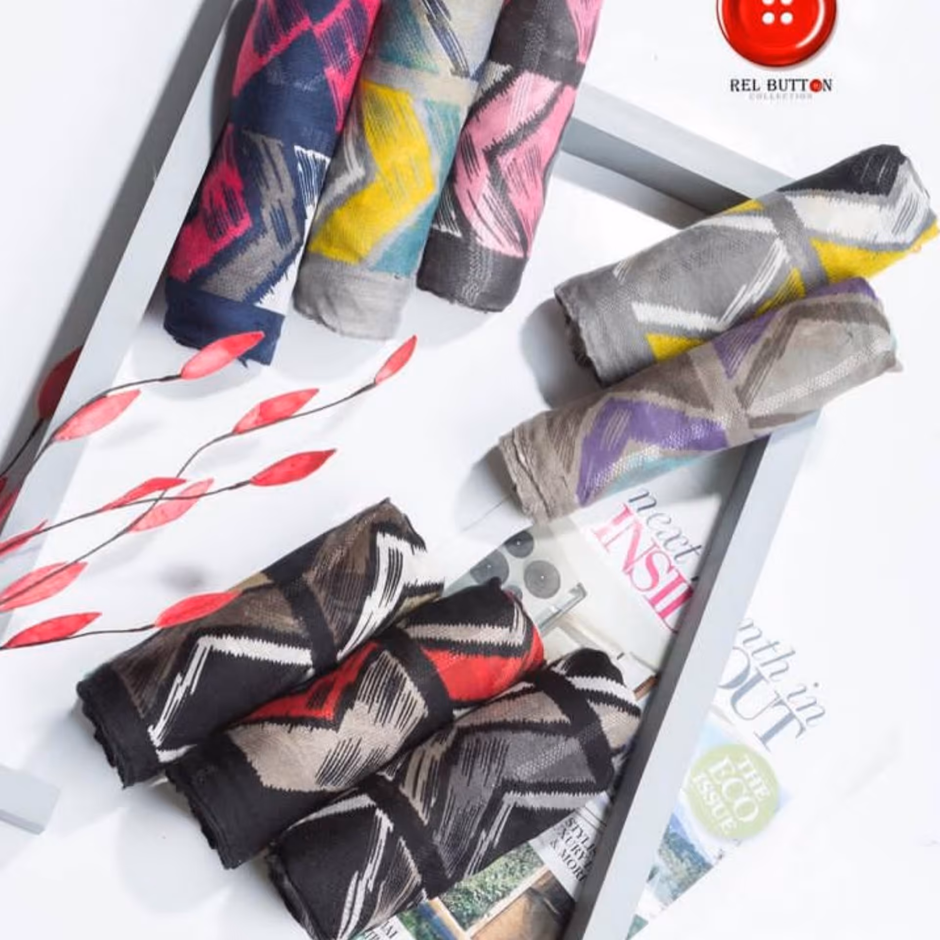 شال نخی طرح چهارخونه در رنگ های مختلف بسیار نرم و لطیف و سبک مخصوص تابستون