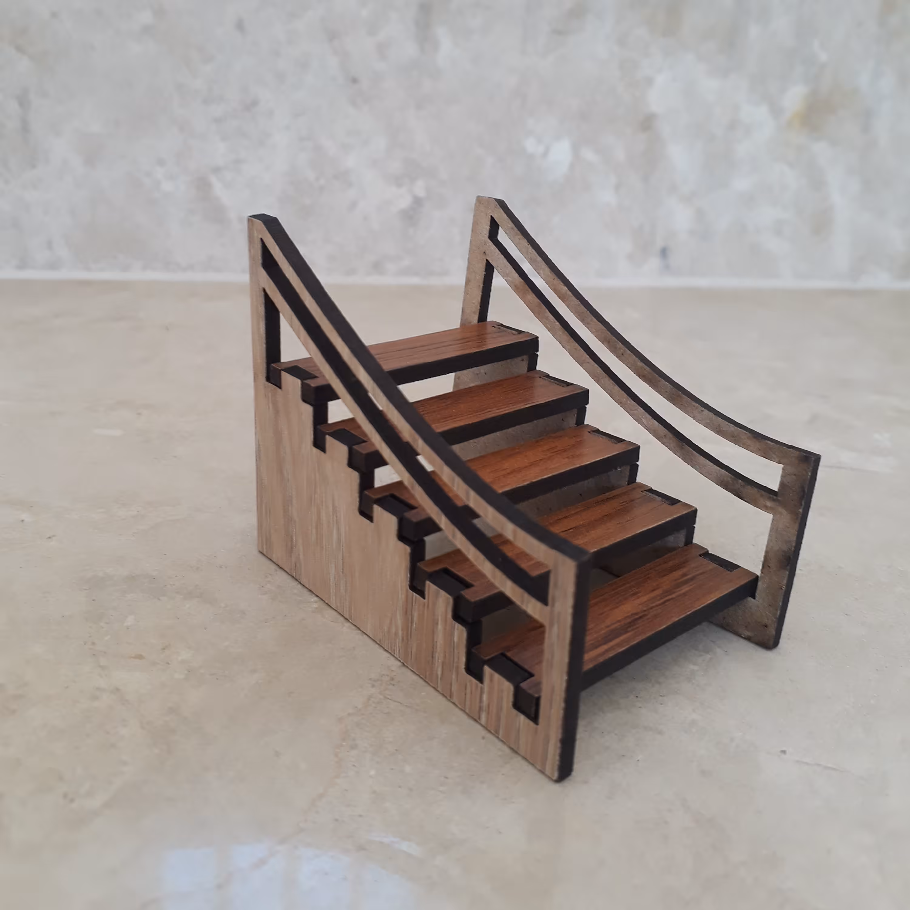 پله لبه دار کد 309