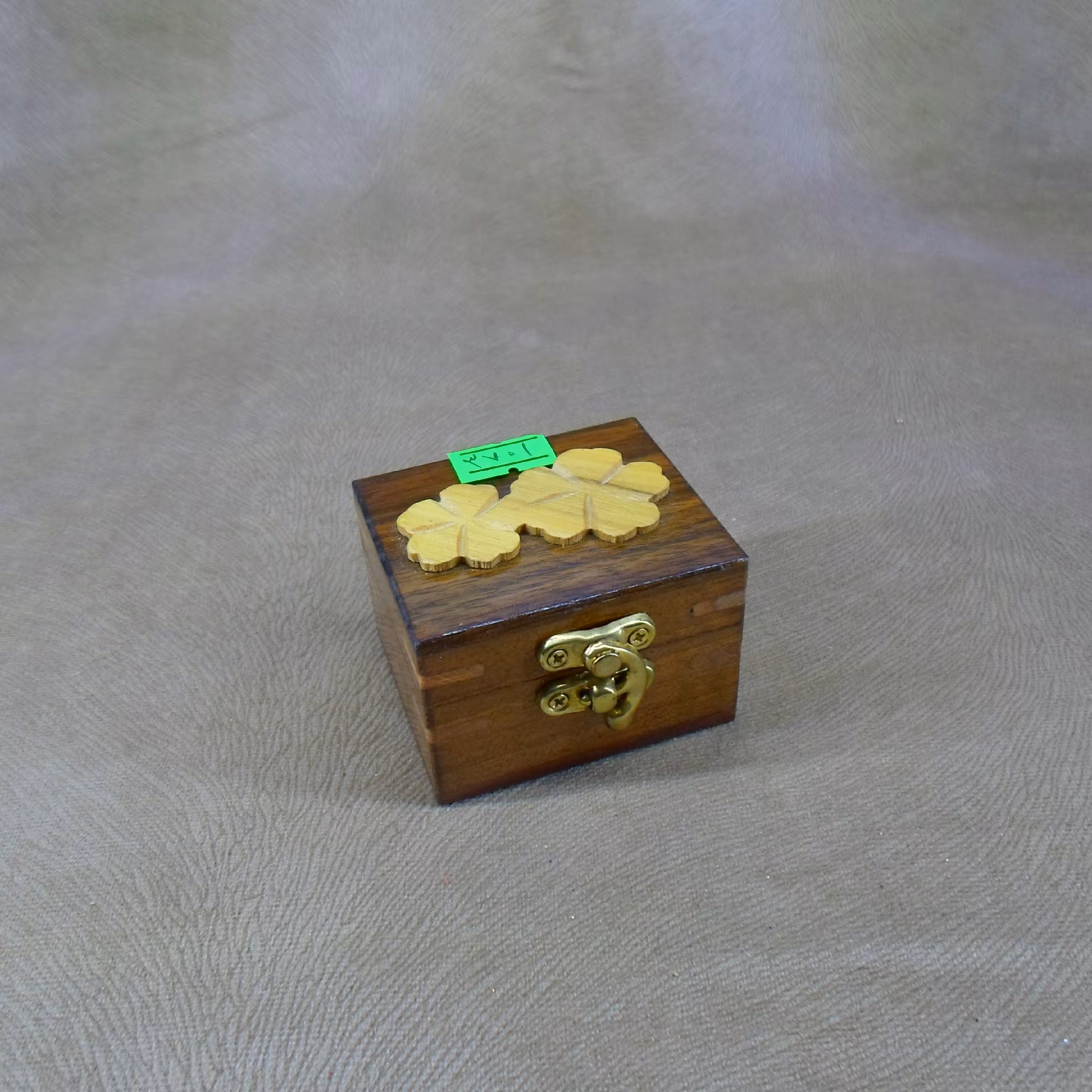 جعبه انگشتر چوبی گردوی درجه 1 ، کد3701