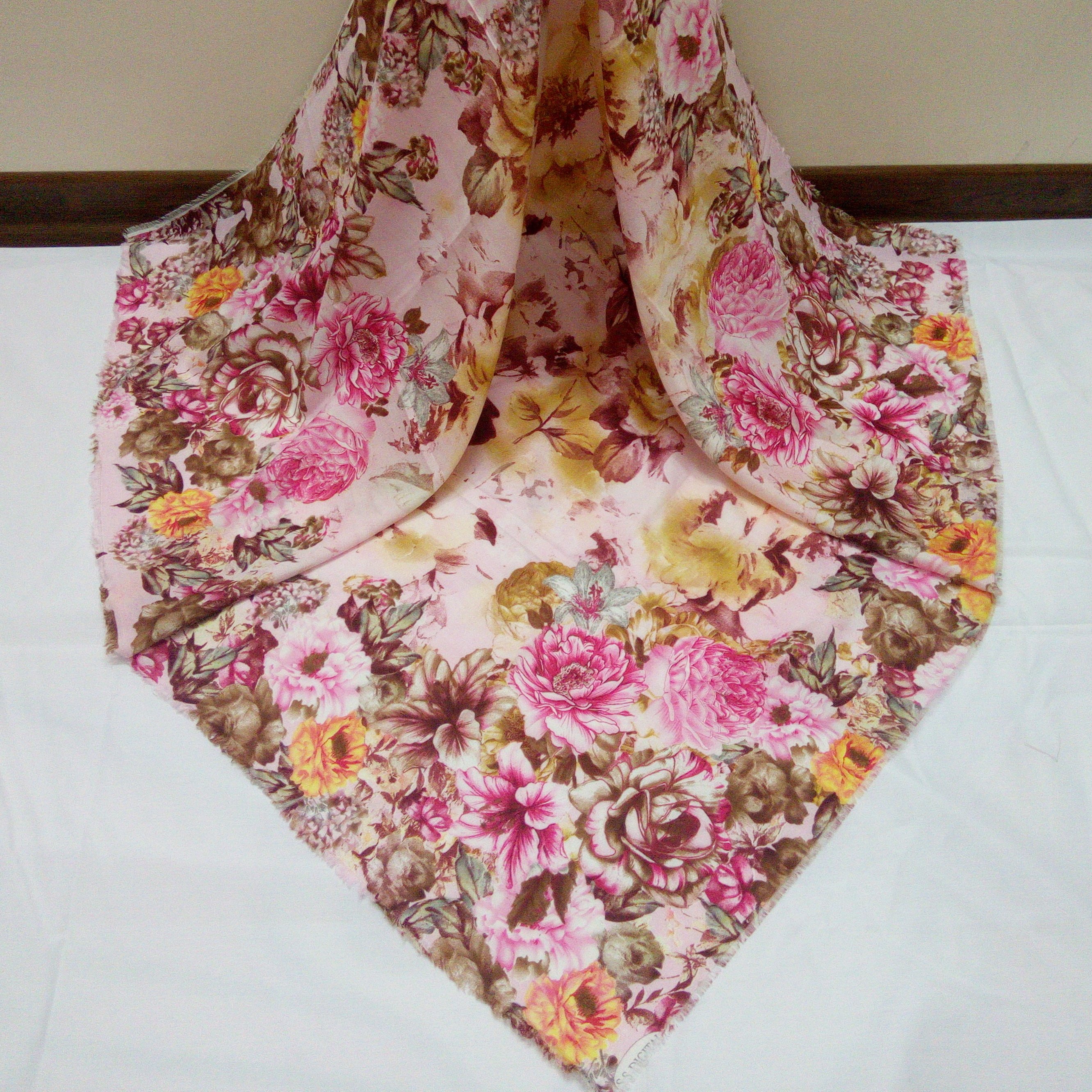 روسری نخی قواره متوسط