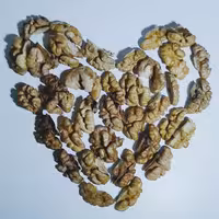 مغز گردو سفید تکر پر درجه 1(500گرم)