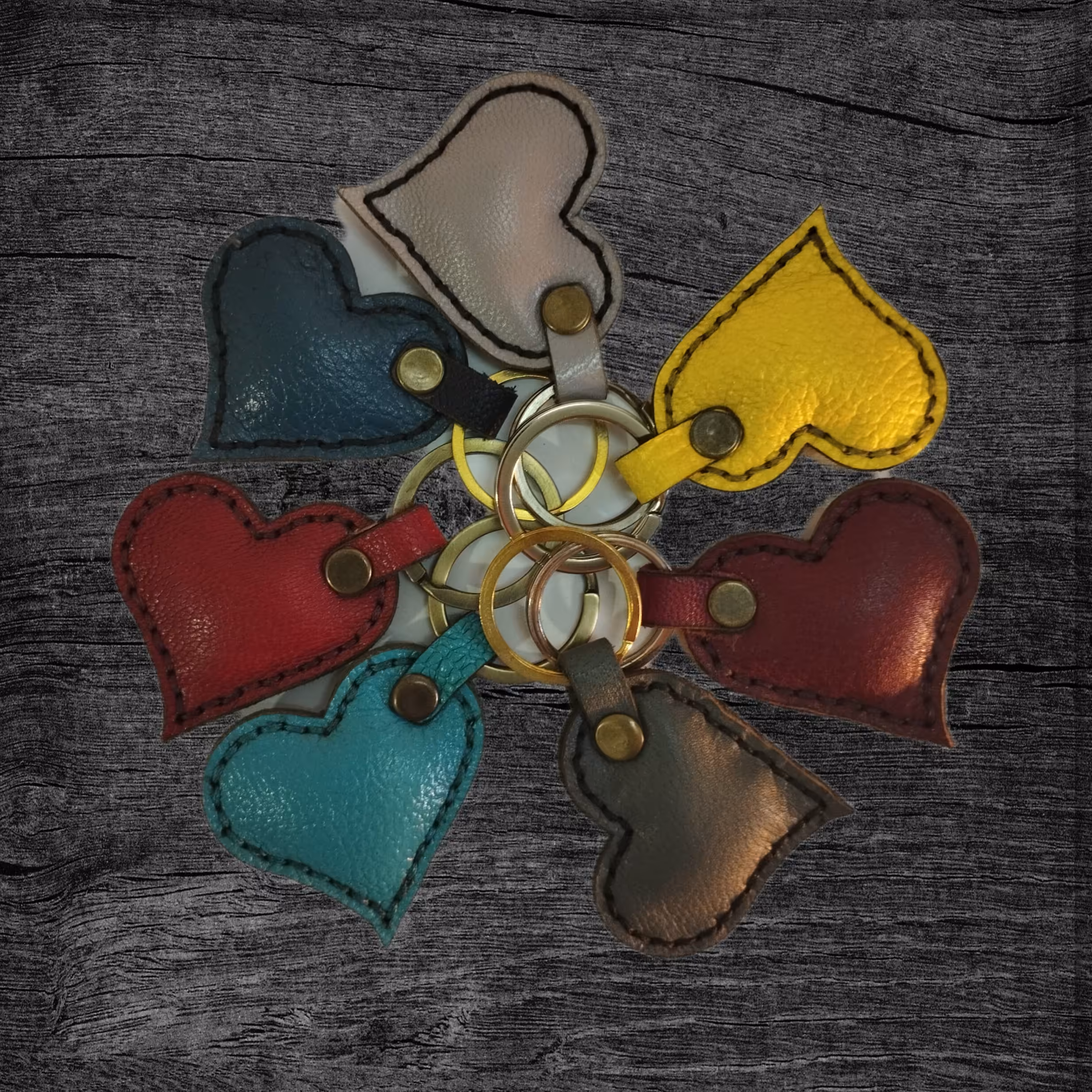 جاکلیدی چرم طبیعی دست دوز 