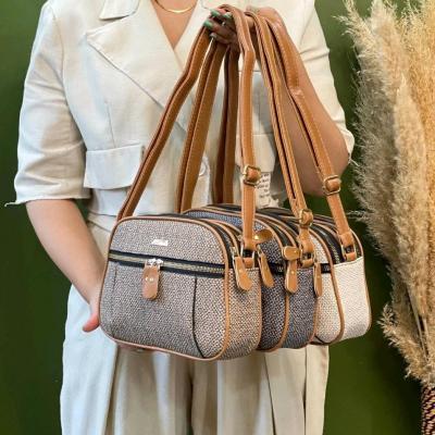 کیف اسپرت زنانه تایلی کنف کد 7741