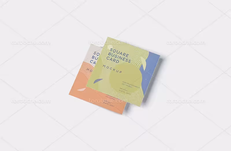 موکاپ کارت ویزیت مربعی لایه باز PSD | گرافیک با طعم تربچه