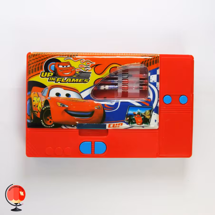 جامدادی کتابی آهنربایی طرح مک کوئین