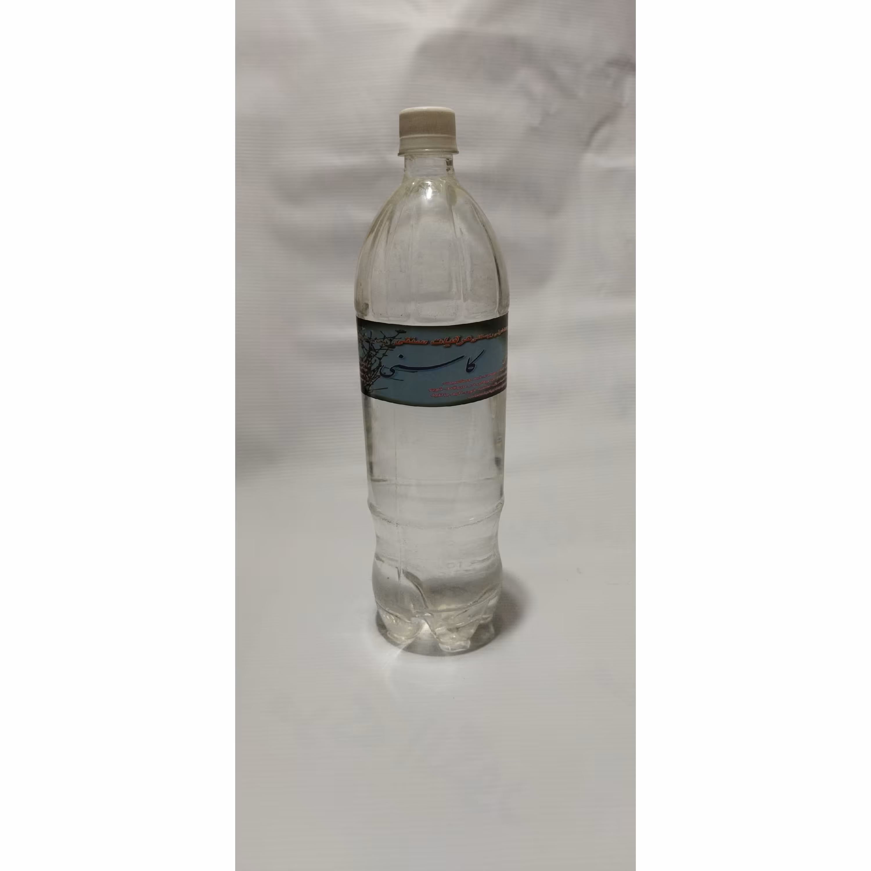 عرق کاسنی خالص و کاملا طبیعی و سنتی  یک ونیم لیتری 