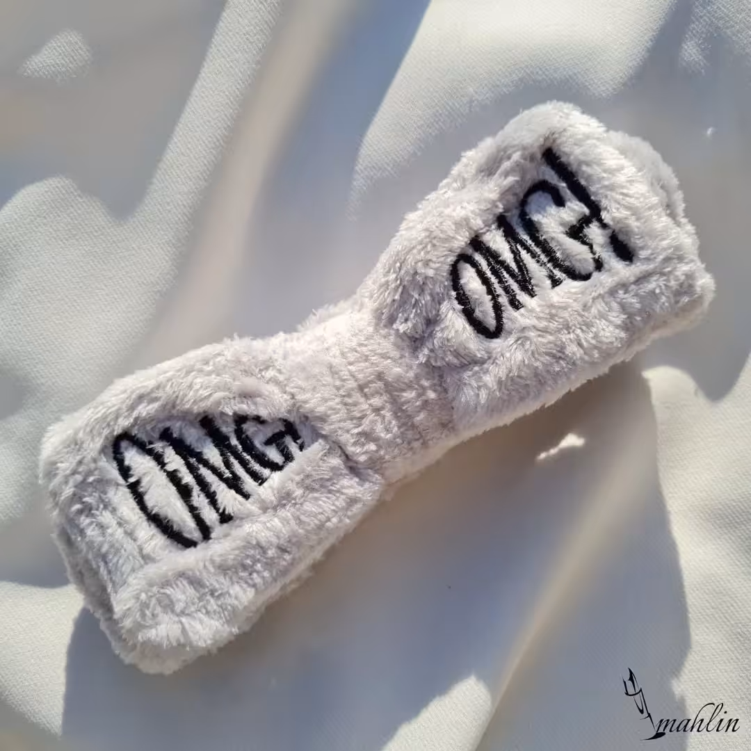 هدبند حوله ای آرایشی مدل OMG