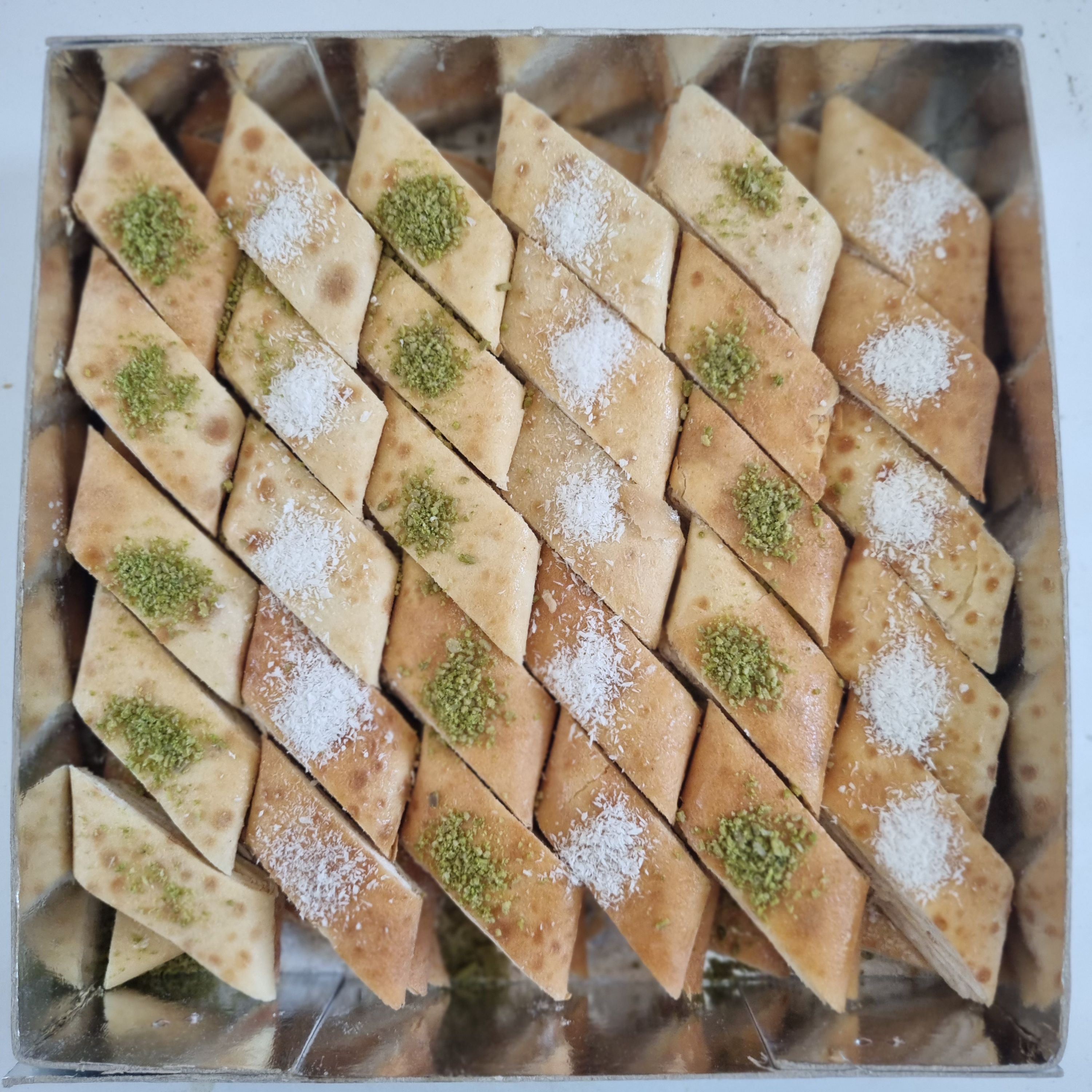 نان یوخه خلالی ویژه سوغات شیراز (700 گرم)