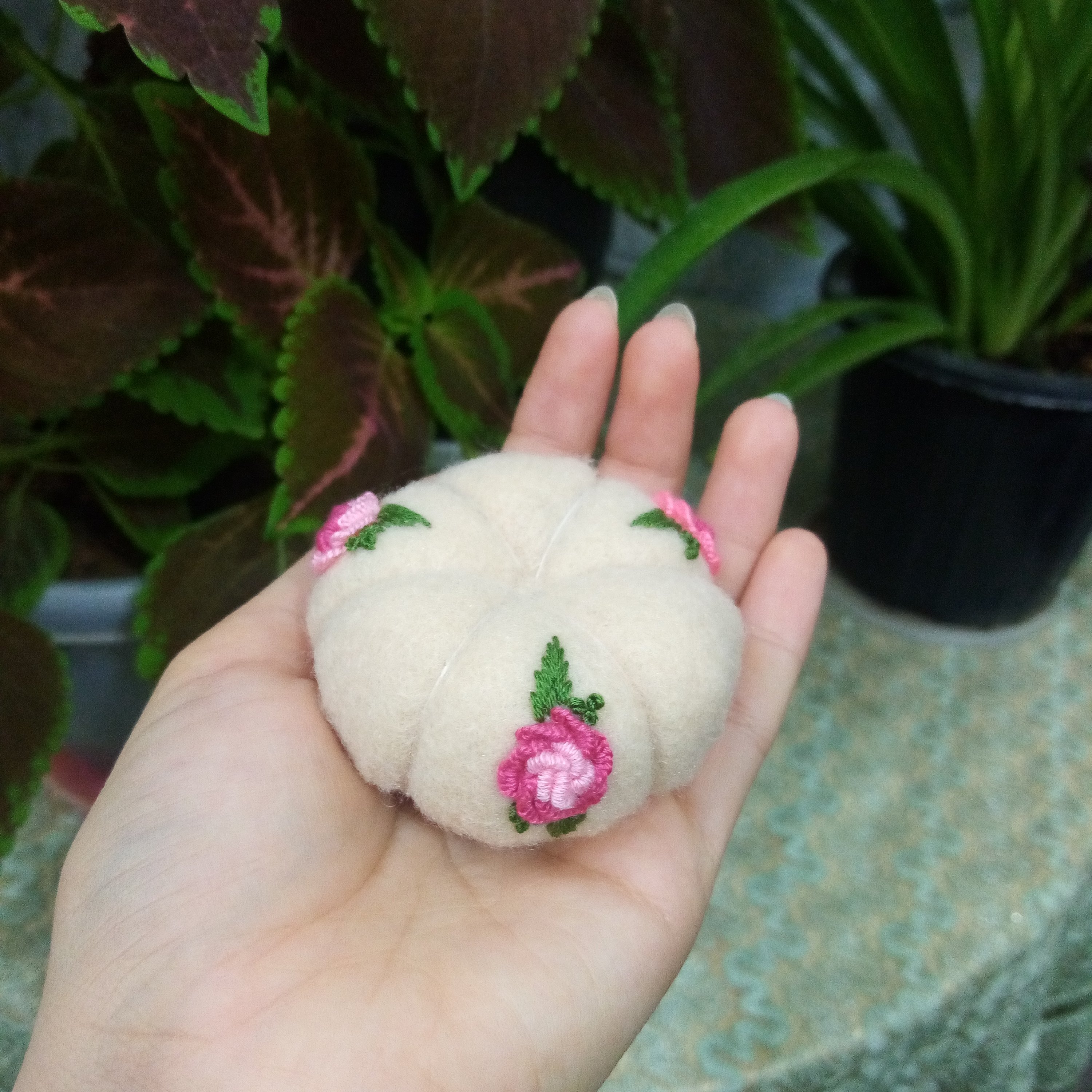 جاسوزنی گلدوزی