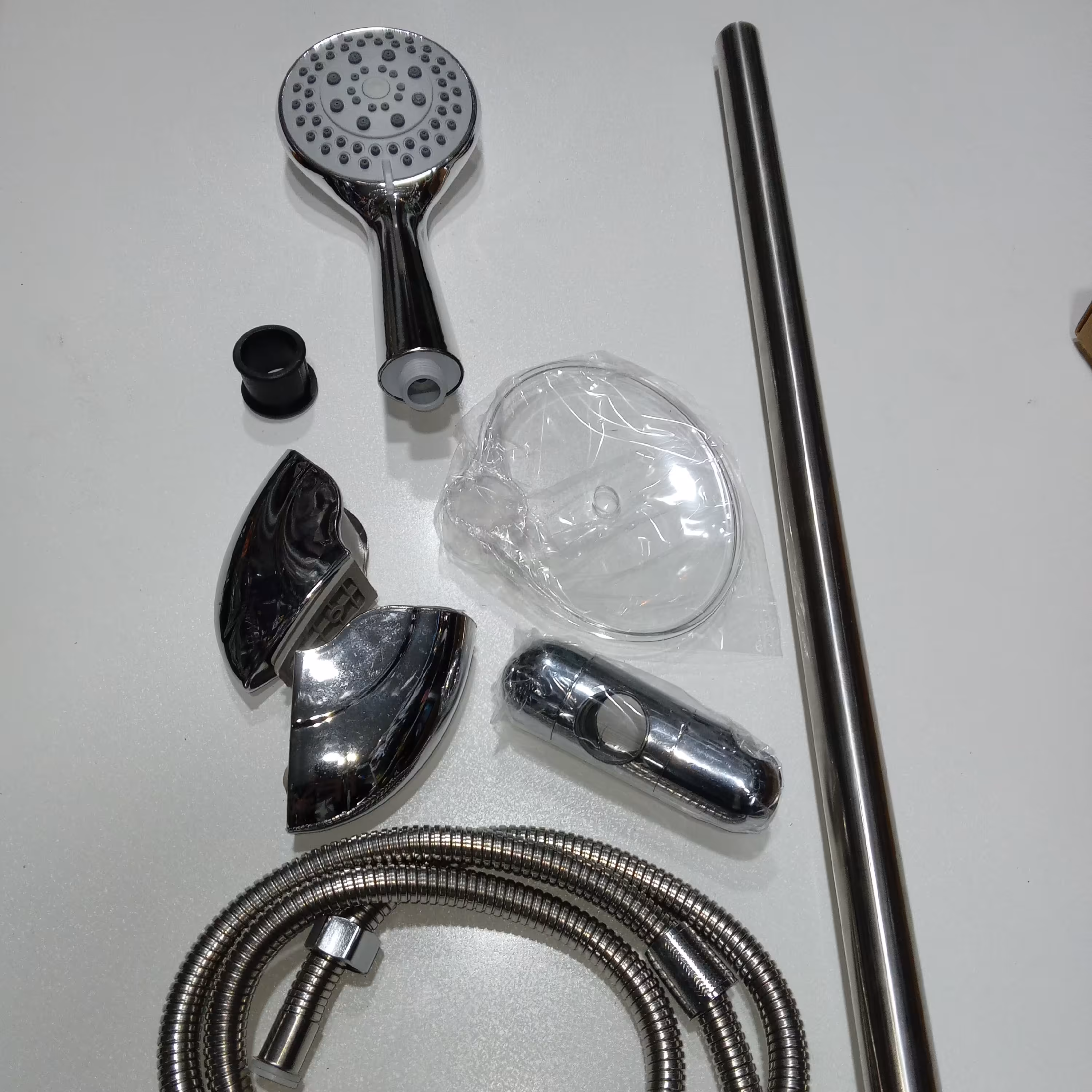 علم یونیکا - کروم - دارای (دوش تلفنی - نگهدارنده دوش تلفنی قابل تنظیم- جا صابونی- شلنگ)