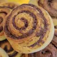 رول دارچینی 