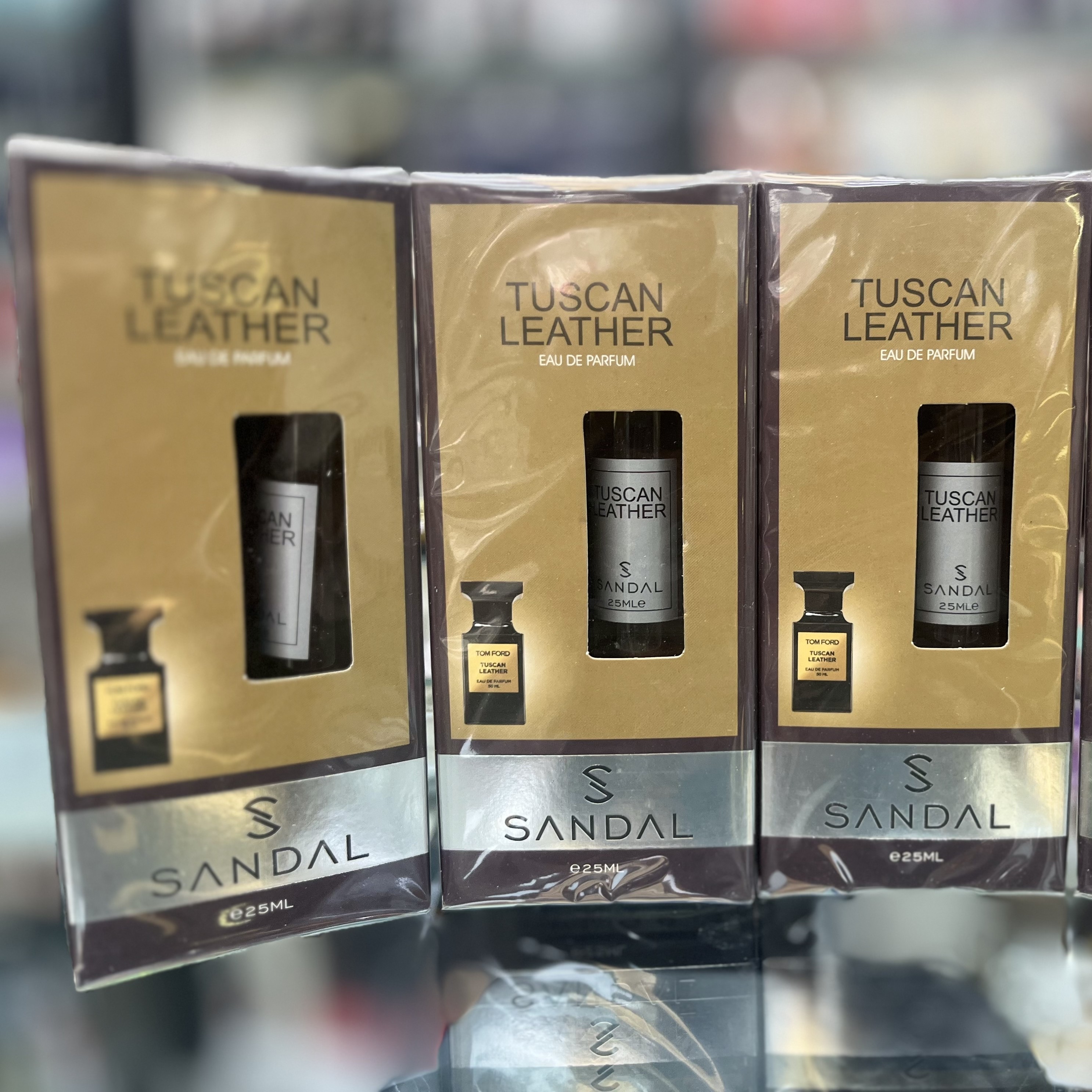 ادکلن توسکان لدر (Tuscan Leather) مردانه حجم 25 میلی لیتر