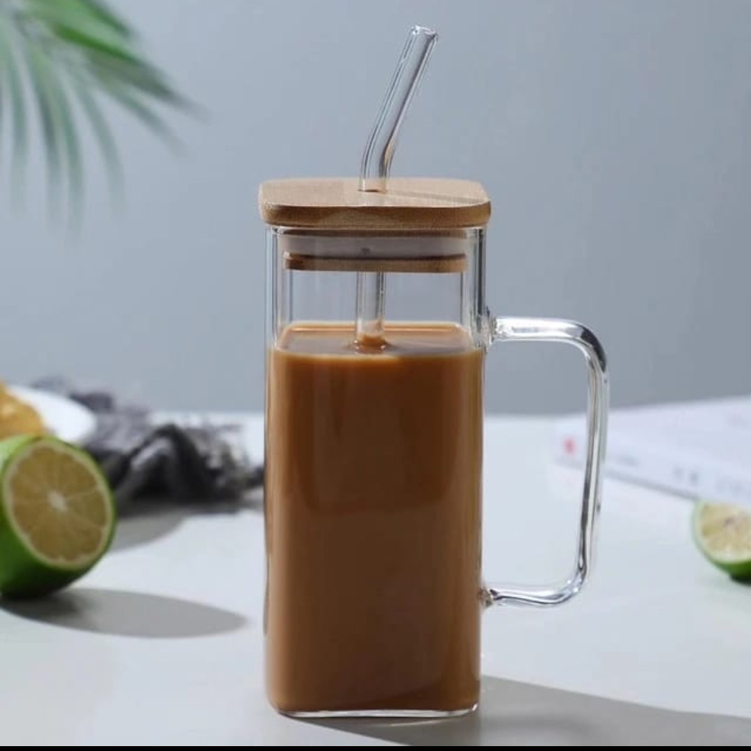 لیوان پیرکس 4گوش درب بامبو دارای نی شیشه ای(لیوان اسموتی) 
