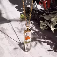 زیورآلات رزینی(دخترگُل فروش)