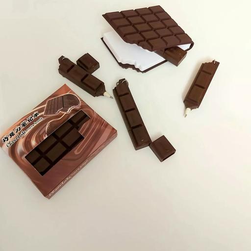 دفترچه شکلاتی
با رایحه شکلات خوشمزه