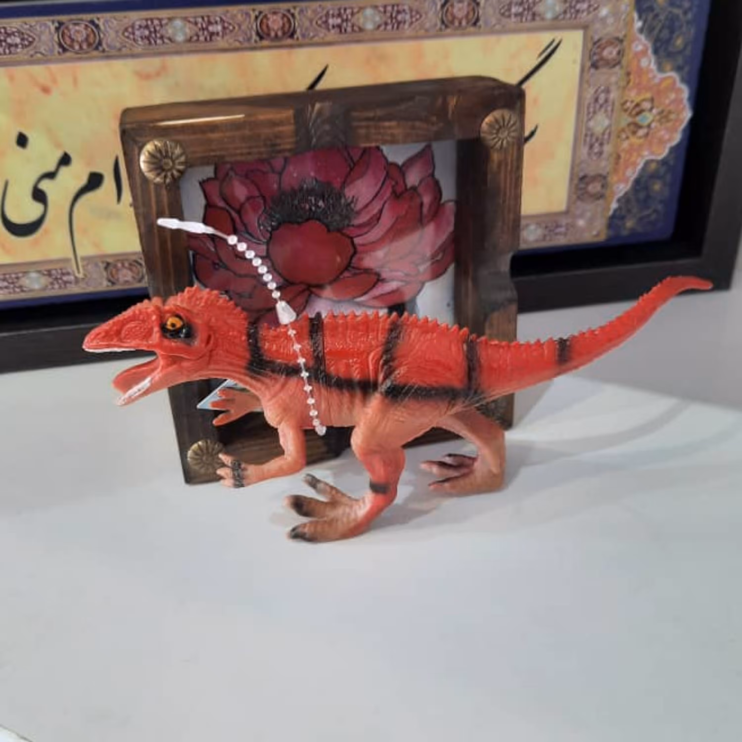 فیگور دایناسور گوشتخوار 