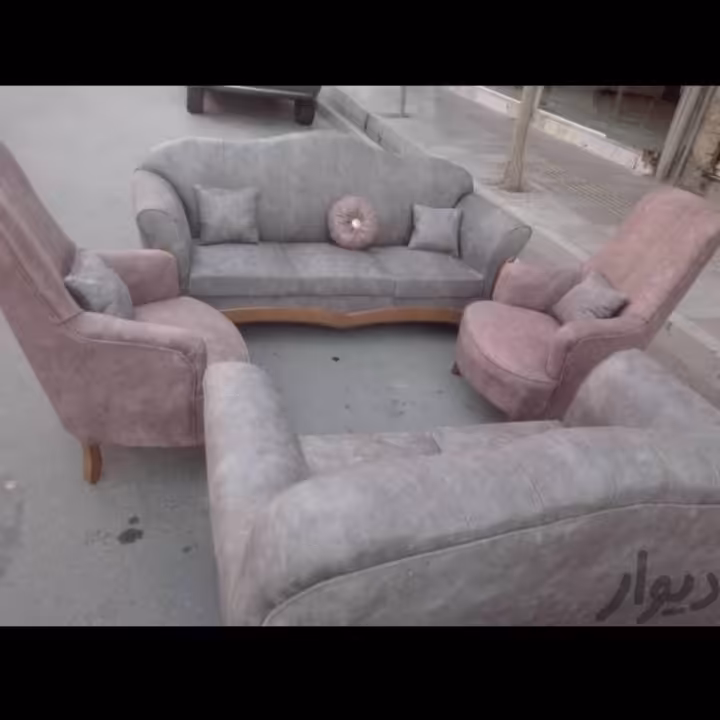 مبلمان  راحتی دیبا 