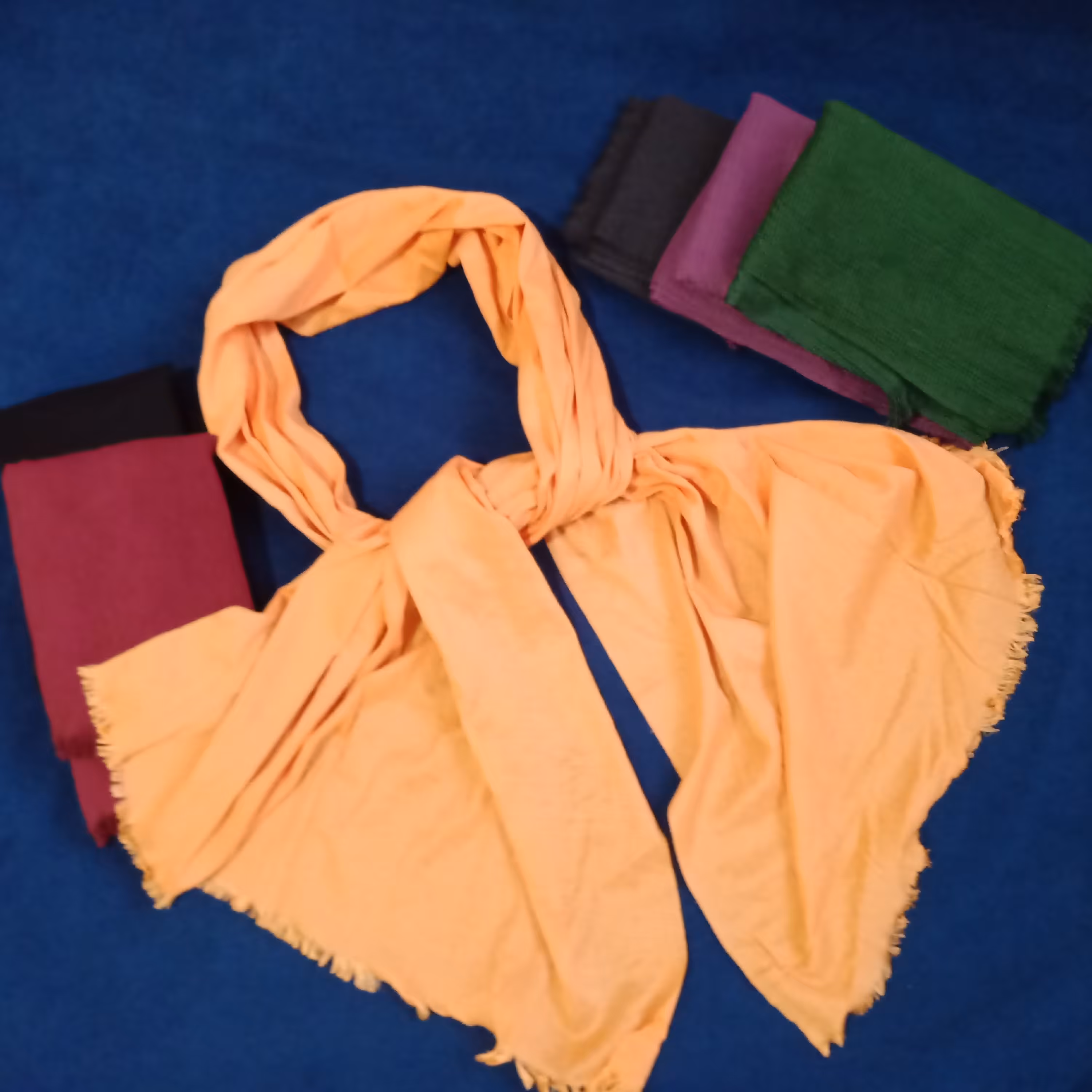 شال نخی پفکی عرض 70 طول 200 رنگبندی  