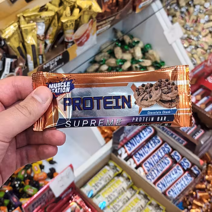 پروتئین بار  با طعم کوکی و تکه های شکلات (1عدد)