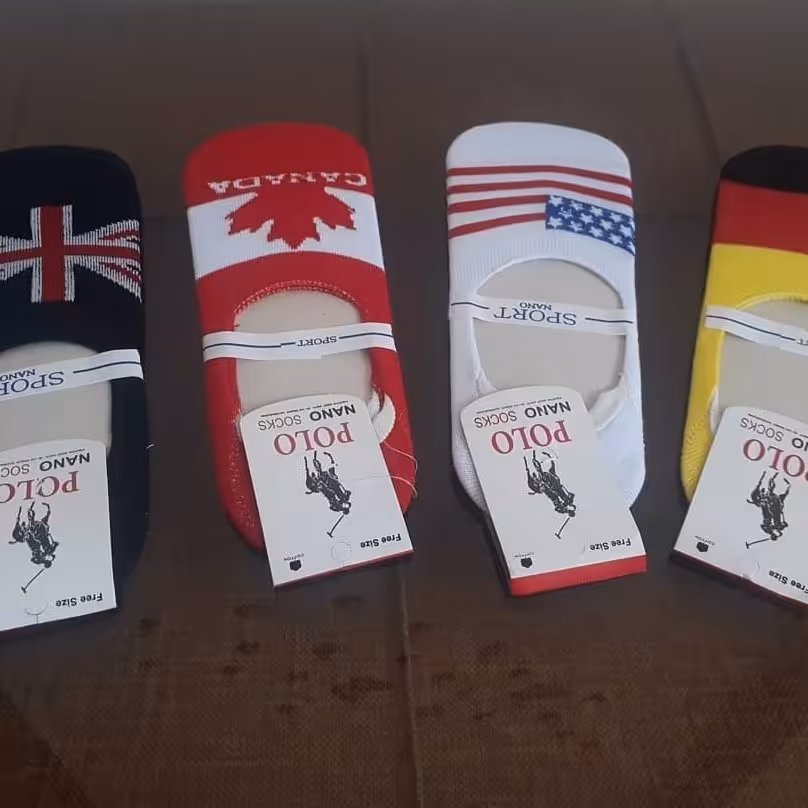 جوراب کالج، در طرح مختلف