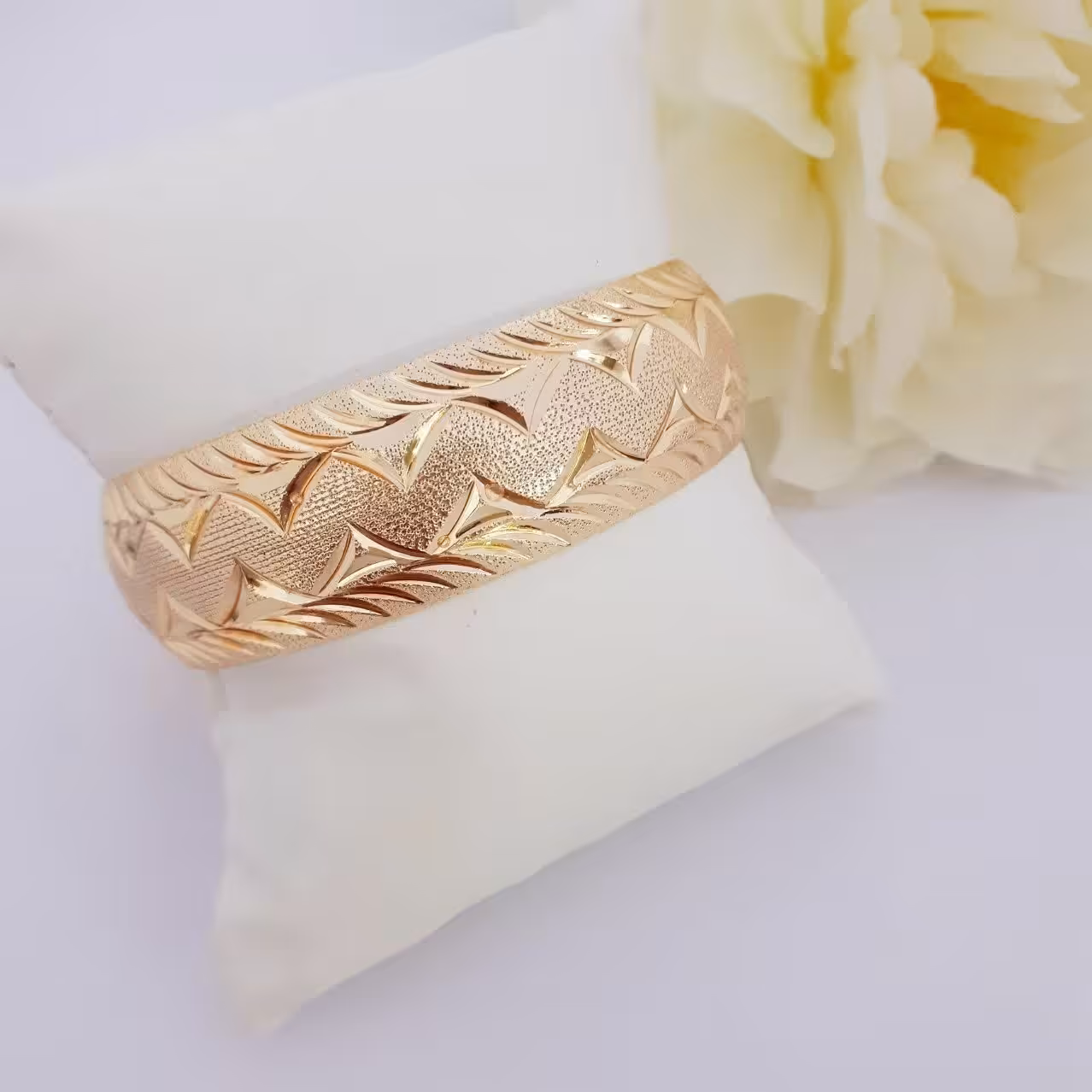 النگو کد6911 تکپوش طلاروس. طرح طلا. آبکاری طلا. ضدحساسیت. رنگ ثابت. سایزبندی 1و2و3و4 موجود است